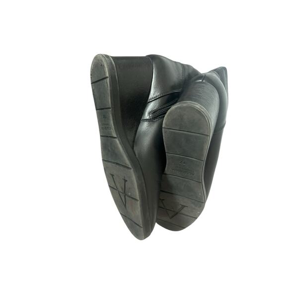 AQUATALIA Women's Judy Black Leather Boot Wedge Waterproof 7 1/2 - Picture 5 of 7